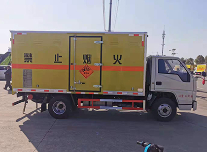 清丰爆破器材运输车