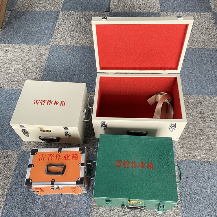 清丰爆破工程作业箱如何选择？玻璃钢与传统材质的全面对比